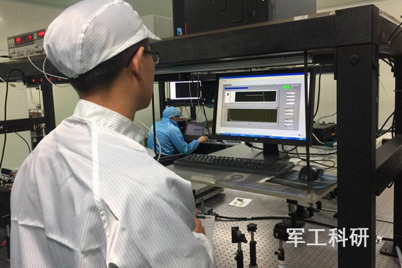 ܊������